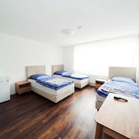 Pension Diloyal Nuertingen Buitenkant foto