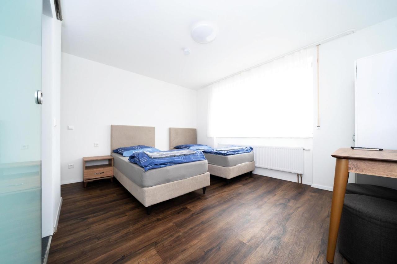 Pension Diloyal Nuertingen Buitenkant foto